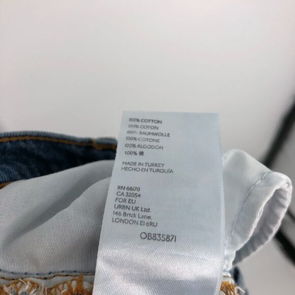 BDG Urban Outfitters Mom High-Rise Destroyed Jeans Size Womens 26 - Picture 9 of 10